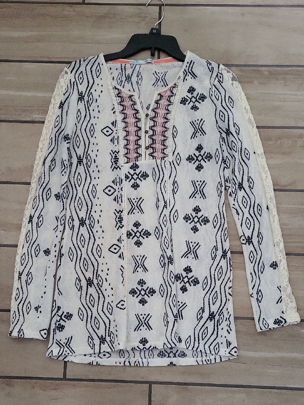 Boho Embroidered White & Black Long-Sleeve Women's Top